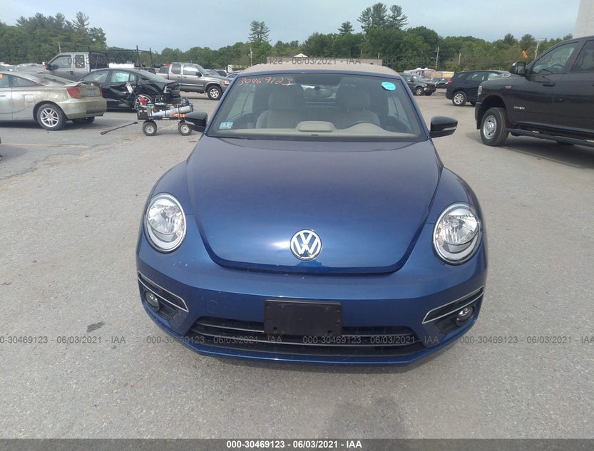 3VW7T7AT4DM820282