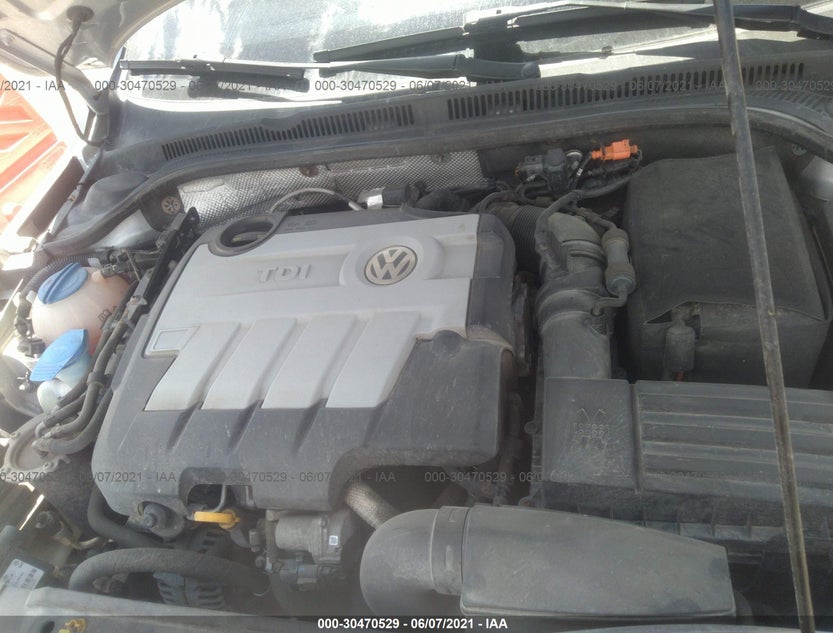 3VW3L7AJ2EM395708
