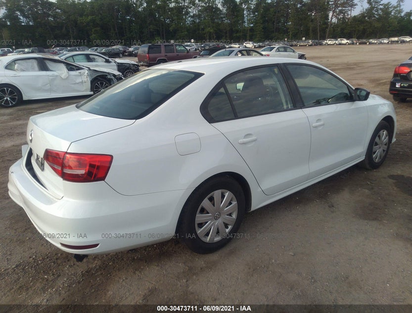 3VW2K7AJ8FM330443