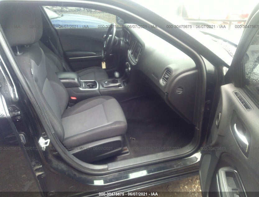 2C3CDXBG1FH820052