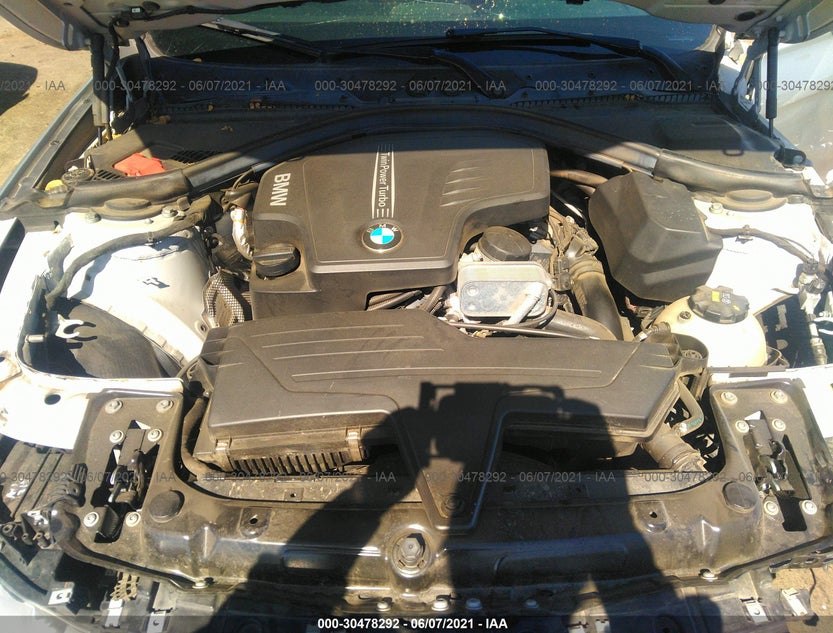 WBA3B1C54EP680016