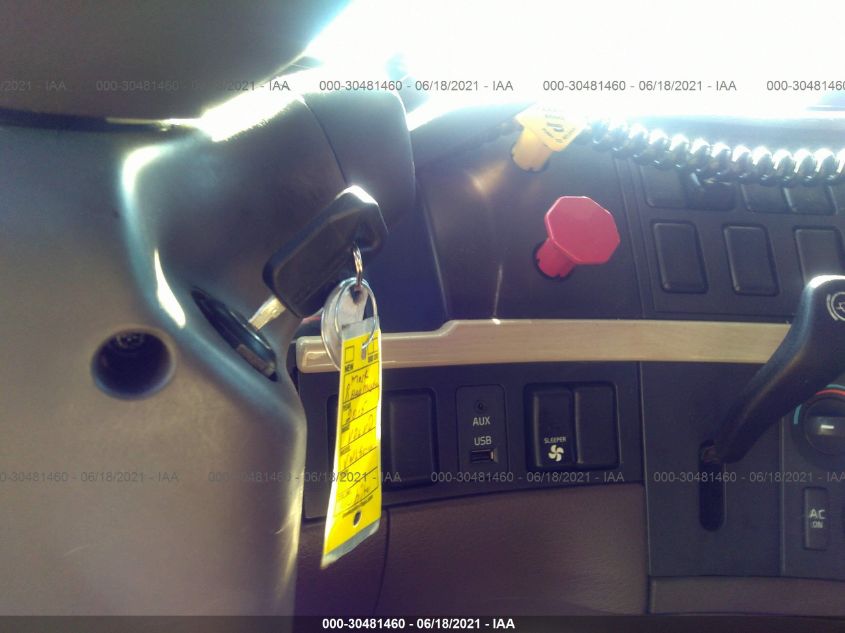 2015 Volvo Vn Vnl VIN: 4V4NC9EH0FN917245 Lot: 30481460