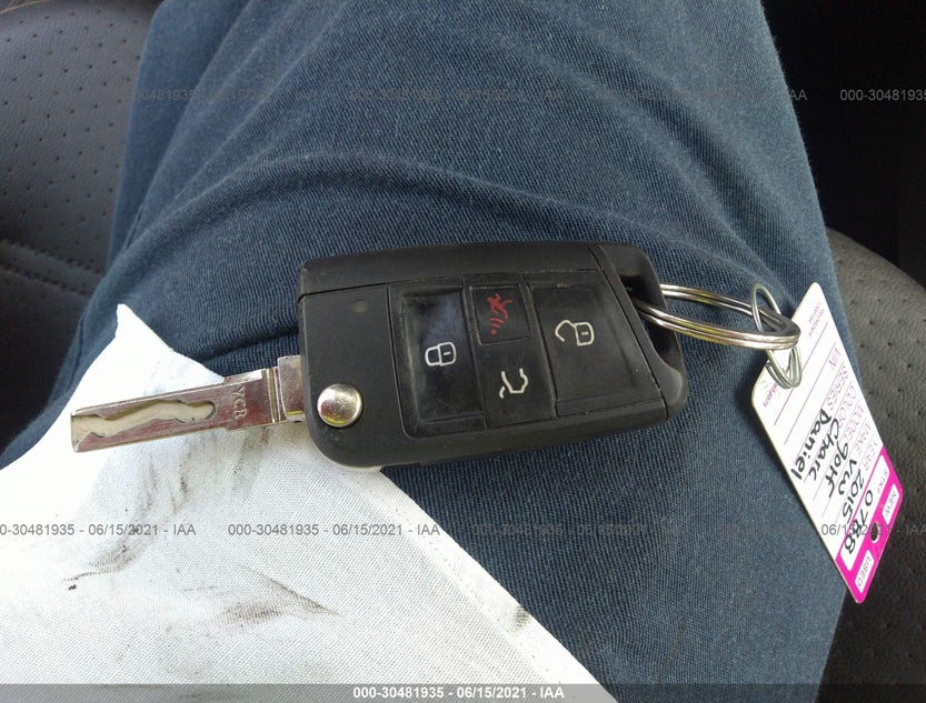 3VW217AU5FM006752