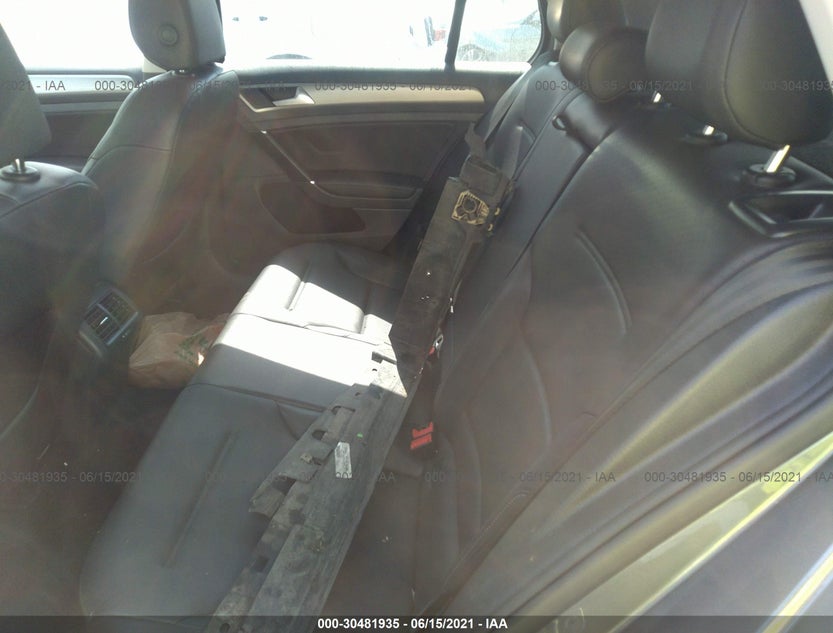 3VW217AU5FM006752