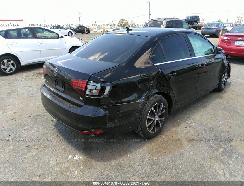 3VWDB7AJ4HM400581