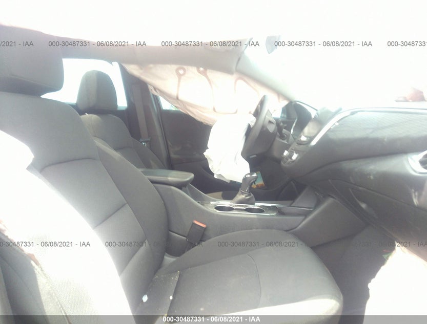 1G1ZD5ST6LF017184