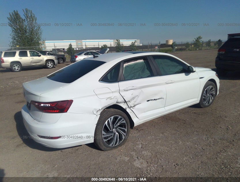 3VWEB7BU9LM075366