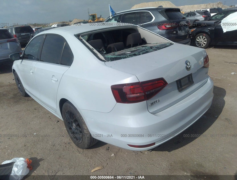 3VW2B7AJ3HM252673