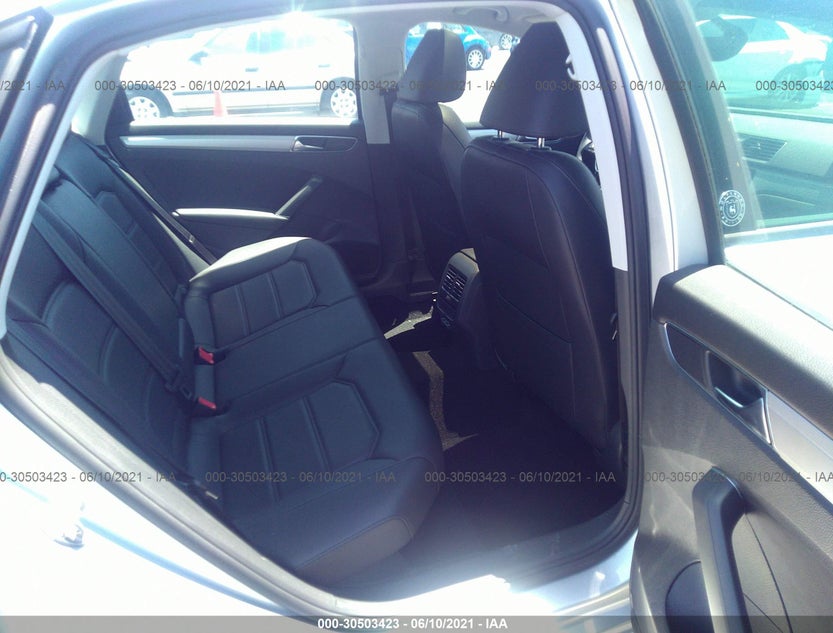 1VWLA7A35KC012199