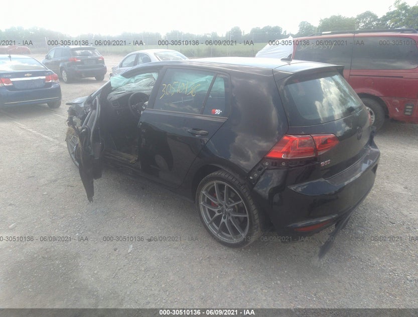 3VW447AU1HM043851