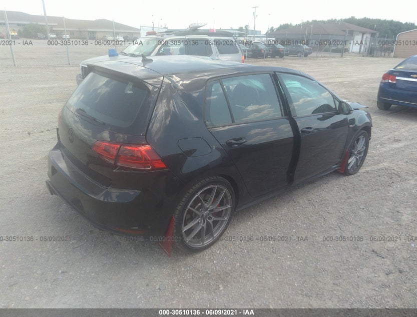 3VW447AU1HM043851