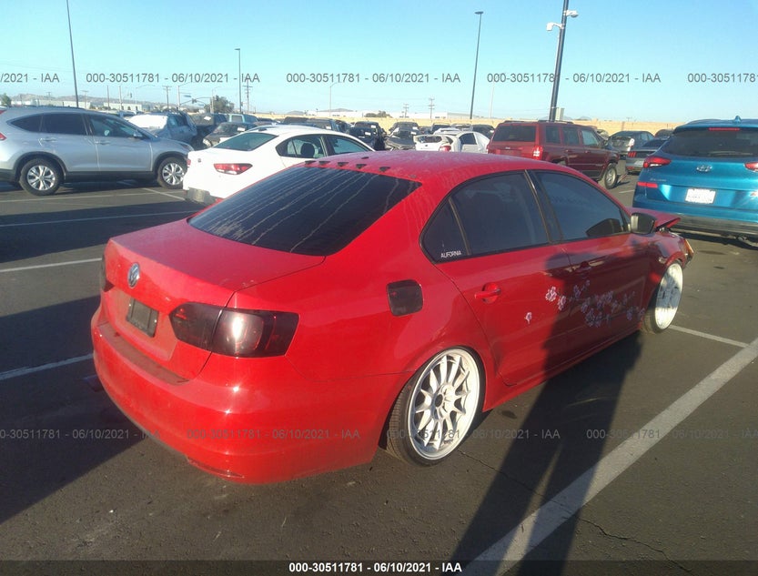 3VW2K7AJ4EM228894