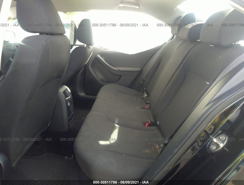 3VW267AJ3GM272585