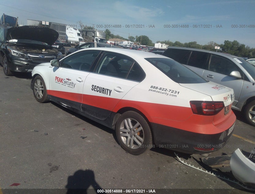3VW2B7AJ7HM268133