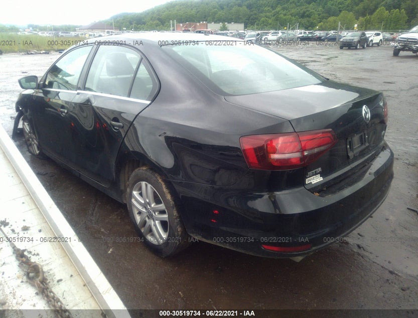 3VW2B7AJ6HM308640