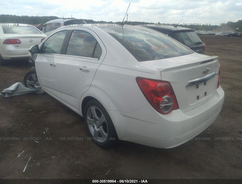 1G1JE5SB2F4193182