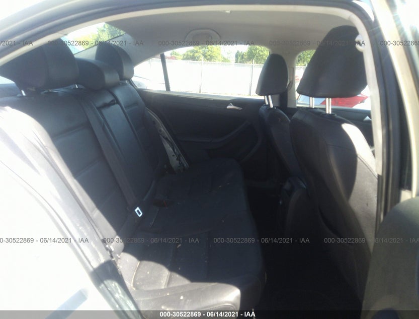 3VWDP7AJ8CM331842