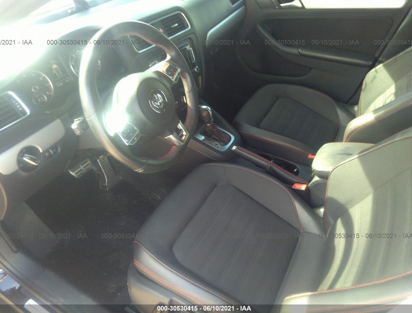 3VW4S7AJ8EM235310