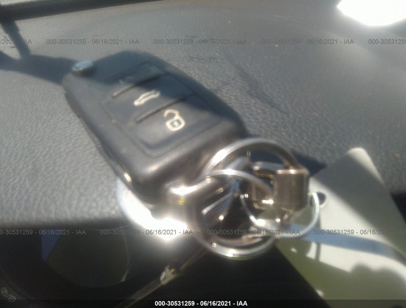 1VWBT7A37EC071684