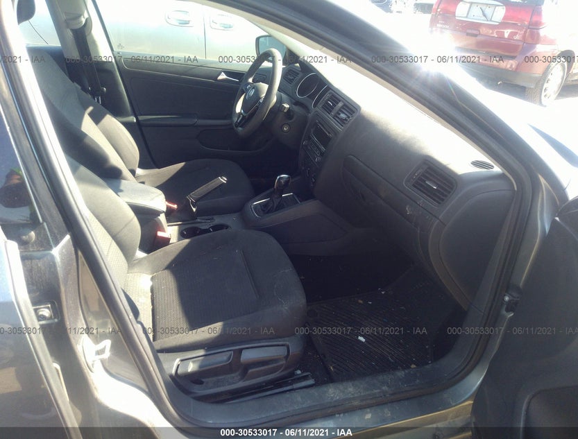 3VW2K7AJXFM330296