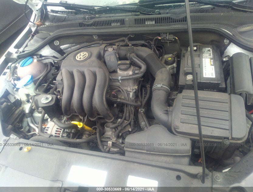 3VW2K7AJ5FM311090