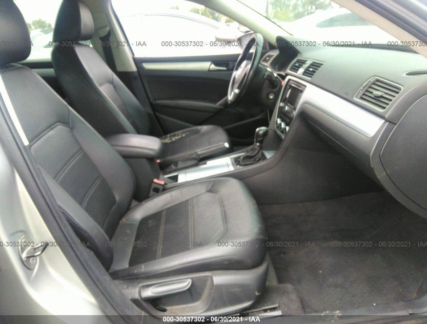 1VWBP7A33CC018028
