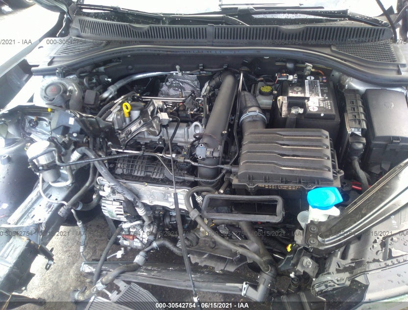 3VWCB7BU5KM213880