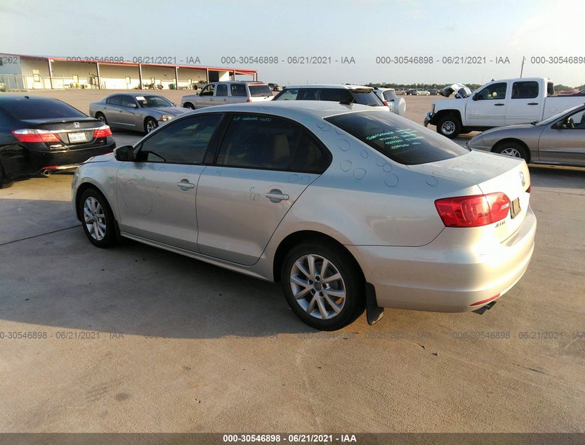 3VWDX7AJ7CM018328