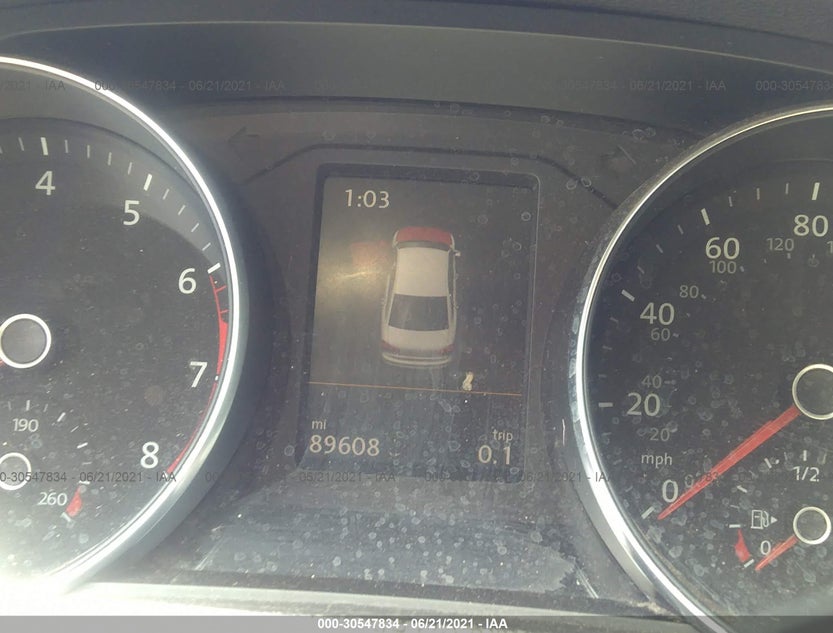 1VWLA7A39KC001660