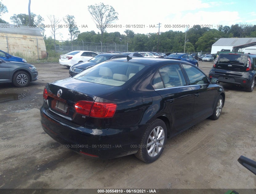 3VWD17AJ4EM409022