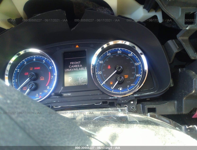 2T1BURHE8HC825240