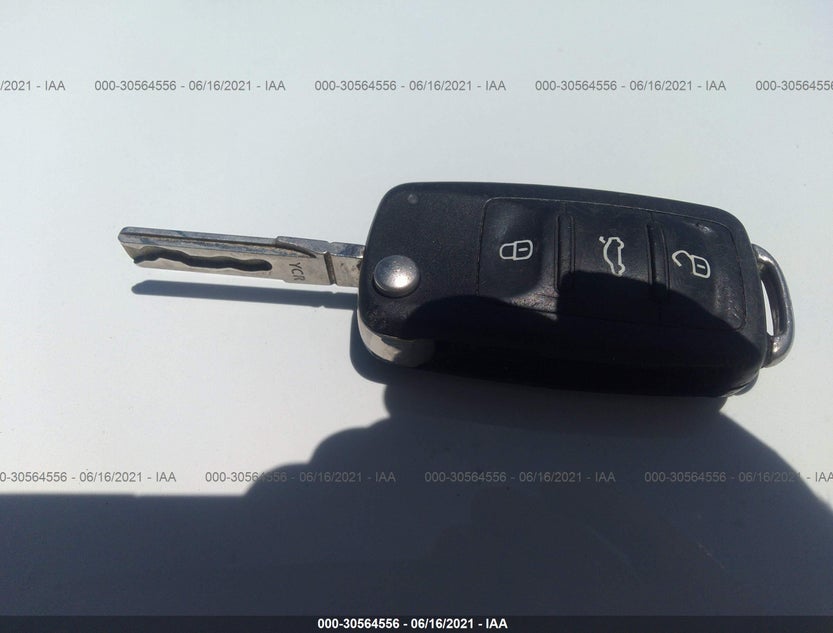 3VWDB7AJ1HM284904