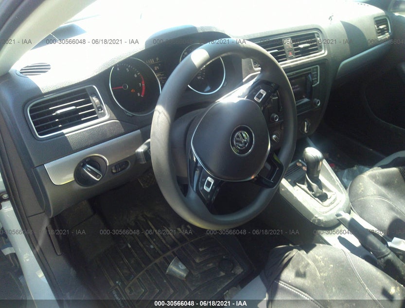 3VW2B7AJ1HM352349