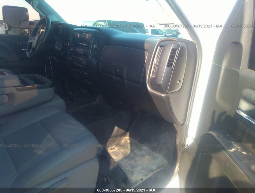 1GC2KUEG3FZ550006