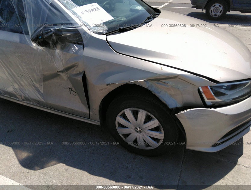3VW2K7AJ8FM326523