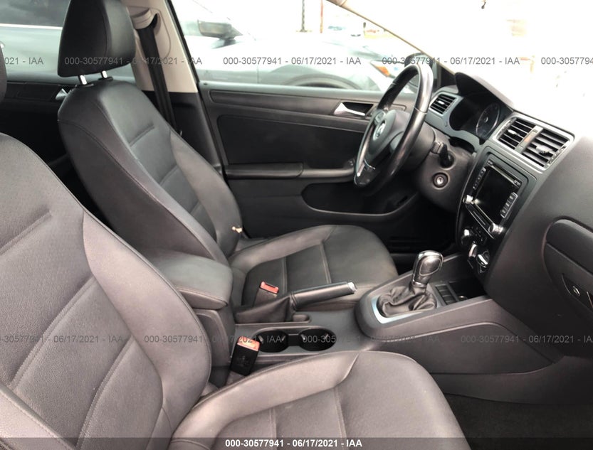 3VWDX7AJ5CM358416
