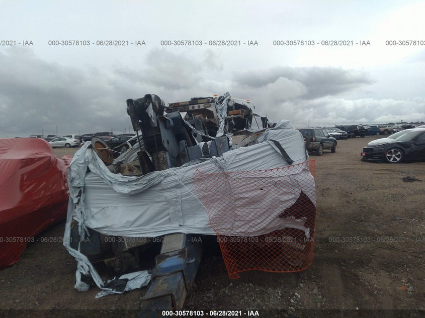 2000 KENWORTH CONSTRUCTION auction photo 8