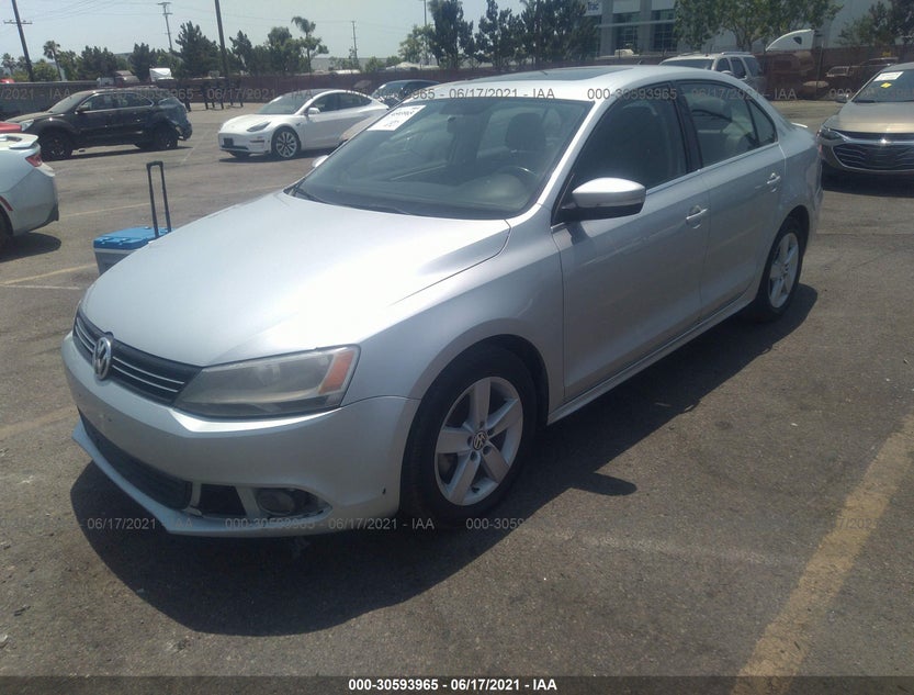 3VW3L7AJ8CM090906