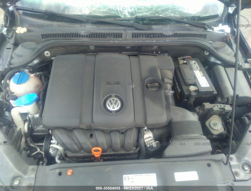 3VWDP7AJ9DM353382