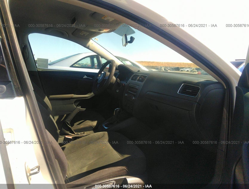 3VW2K7AJ0BM390288