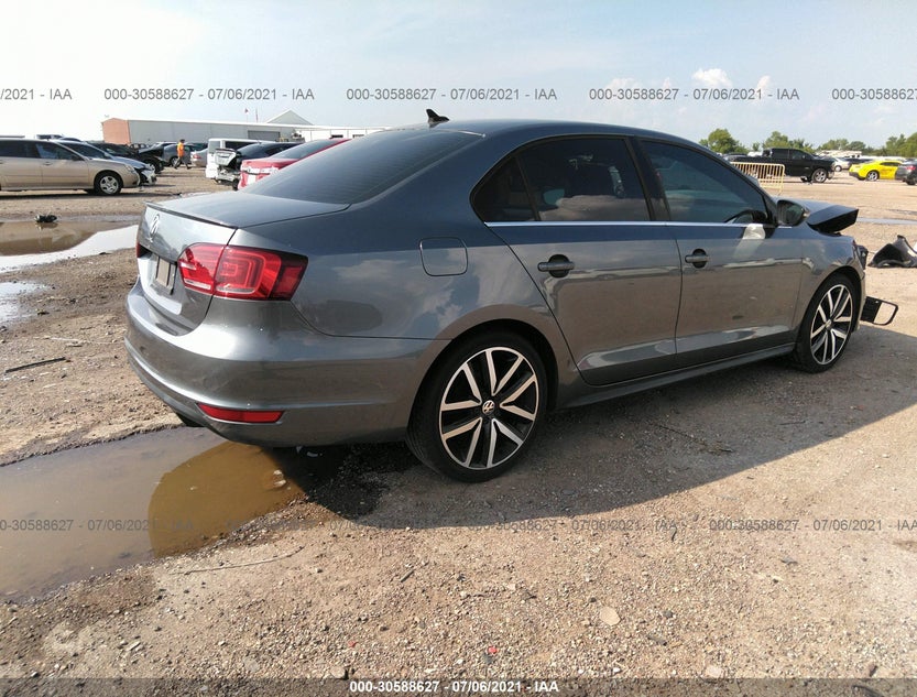 3VW4T7AJ9DM447936