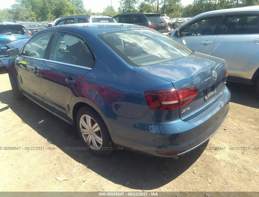3VW2B7AJ7HM410965