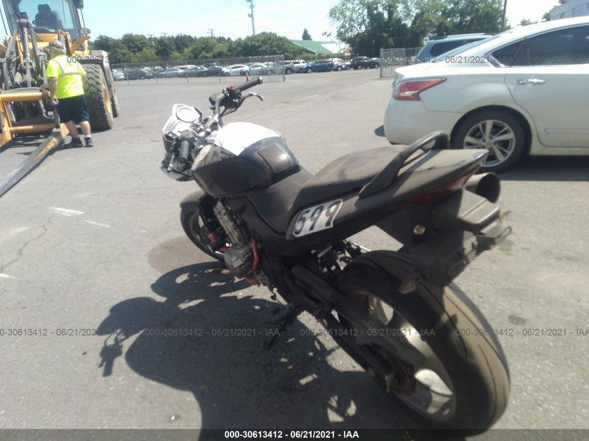 ZDCPC36026F100095 2006 HONDA CB photo no. 3