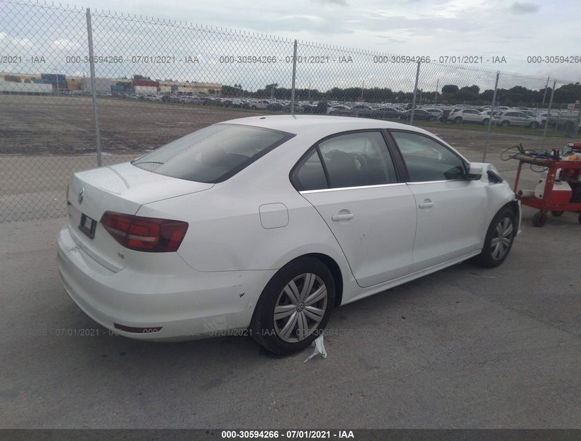 3VW2B7AJ7HM353361