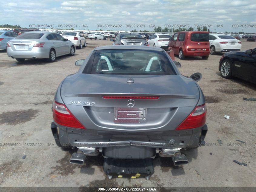 VIN WDDPK4HA3DF059727 2013 Mercedes-Benz SLK-Class,... no.8