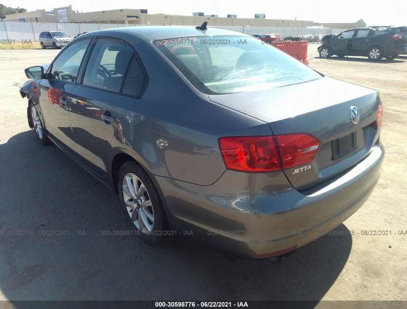 3VWDX7AJ1CM382499