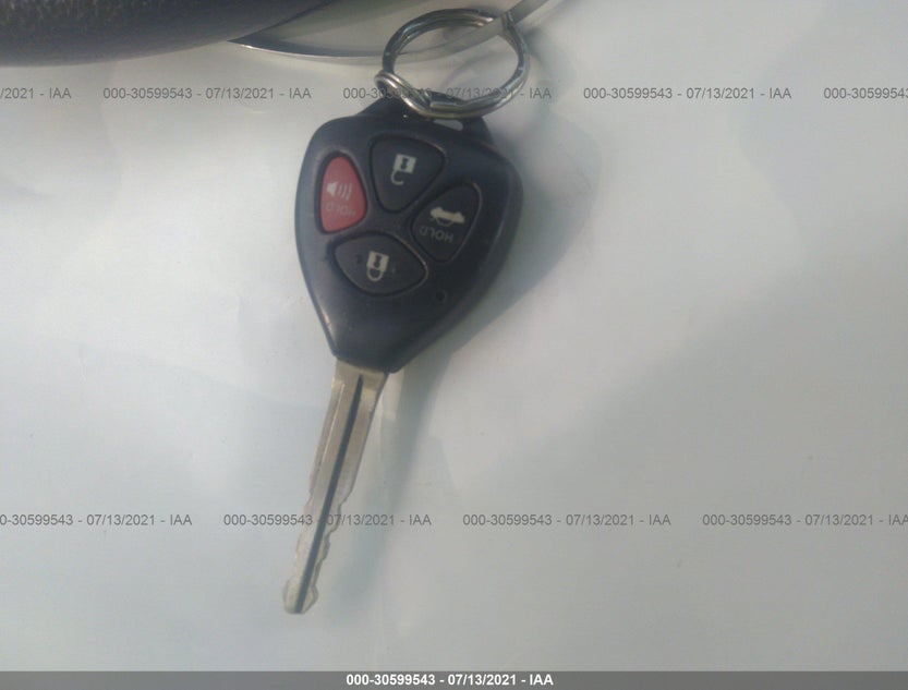 4T1BF3EK8AU064327