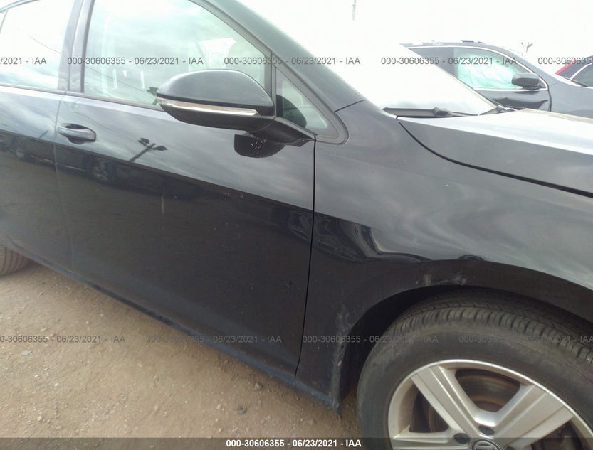 3VW217AU0HM050628