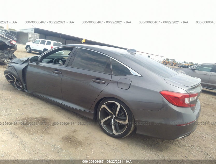 1HGCV2F30KA018184