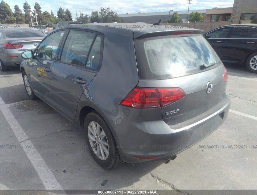 3VW217AU2GM009657